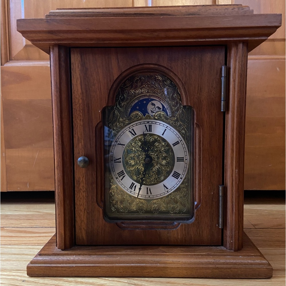 Emperor Black Walnut WESTMINSTER Chime Mt Clock With Moon Phase Made In Germany